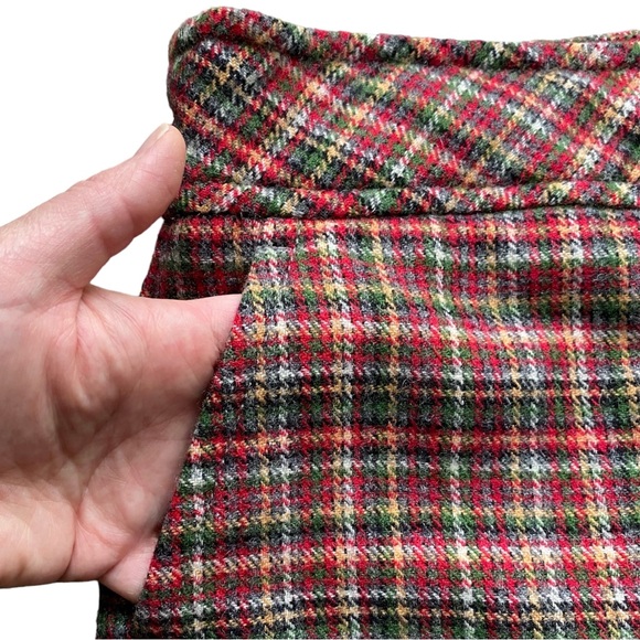Loft Petites 8P Wool Blend Plaid Skirt Front Pleat Red Green Christmas - Picture 2 of 7